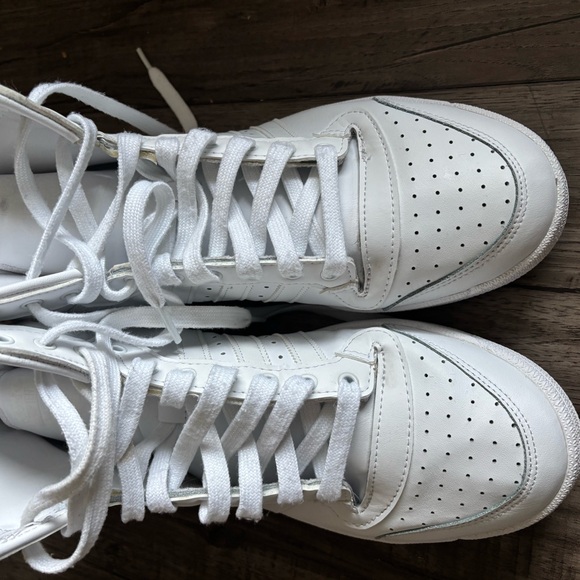 Adidas top ten basketball shoes - Picture 7 of 7